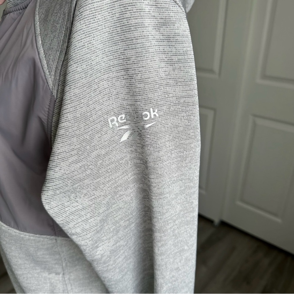 🆕 Reebok jacket 🧥 - Picture 8 of 14